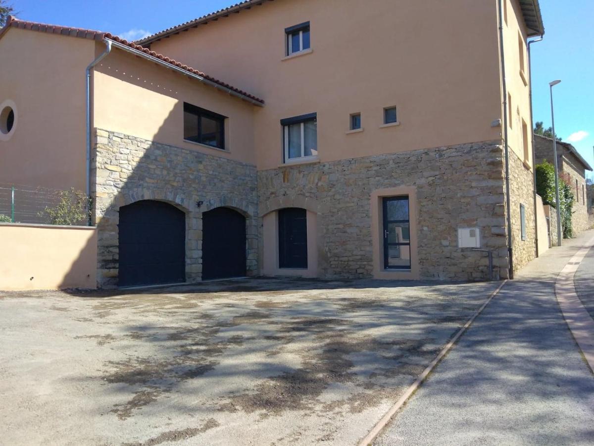 Studio Le Menascle Saint-Georges-de-Luzençon المظهر الخارجي الصورة